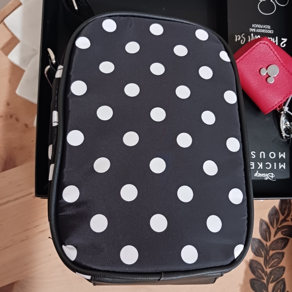 Bioworld Disney Mickey Mouse Crossbody & Tech Pouch Set - Picture 7 of 12